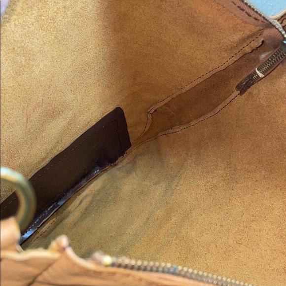 Tan Leather Hobo Shoulder Bag Slouchy Soft Large Tote Zip Front Pocket Everyday - Picture 10 of 14